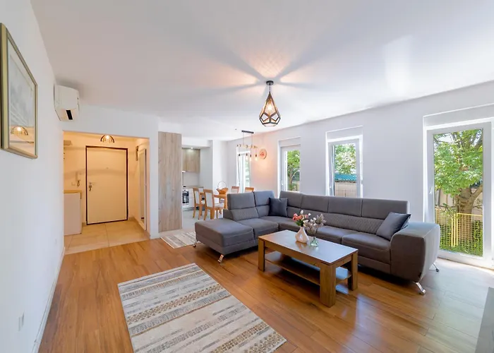 Casper Center Design *